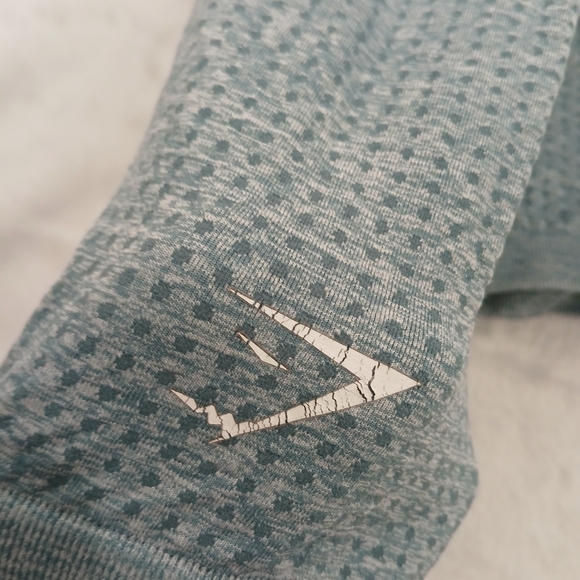 Gymshark Light Teal Seamless Legging, Women's Size Small. - Picture 8 of 9